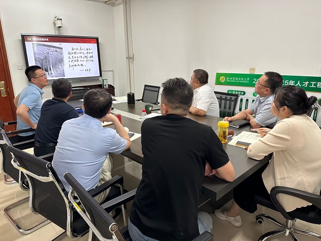 64cf6d84598c476c98f2fecde2db4af0.png 2.png